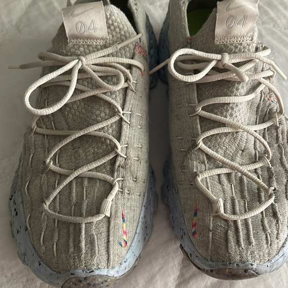 Nikes Mens size 9 - Picture 2 of 6